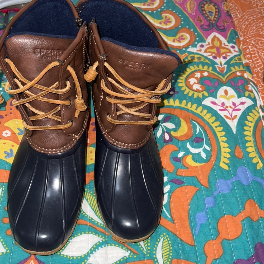 sperry boots